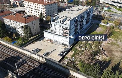 İZMİT PLAJYOLU'NDA E-5 ÜZERİ 686 M² KİRALIK DEPO/ İŞ YERİ