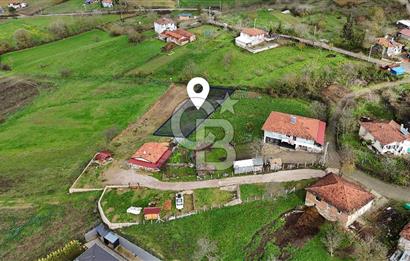 İZMİT BÖĞÜRGEN/SEFERLER KÖYÜNDE %40 İMARLI 1015 m² SATILIK ARSA