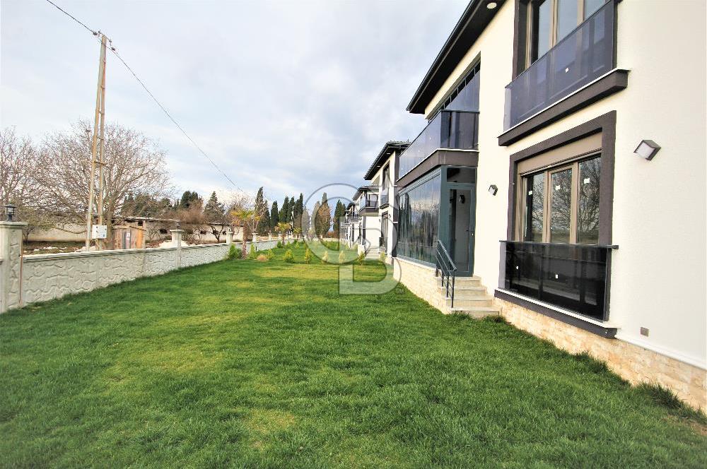 Edremit 4+1 Lüks Villa, 147m² Net, Müstakil Bahçeli, Site İçinde