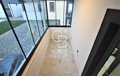 Edremit 4+1 Lüks Villa, 147m² Net, Müstakil Bahçeli, Site İçinde
