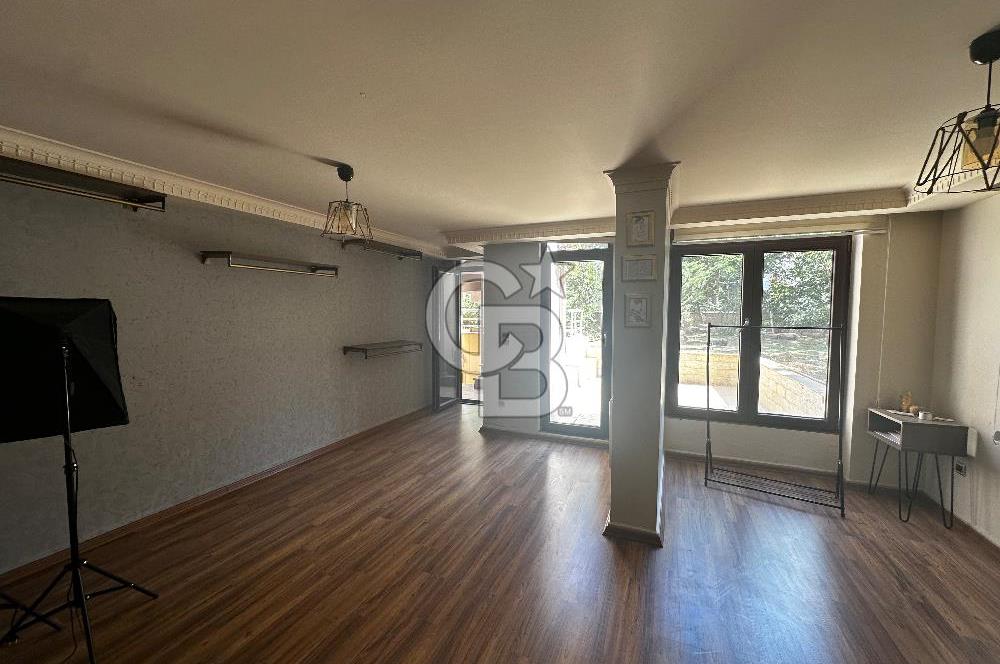 Acıbadem Yaprak sokak 2+1 bahçe katı