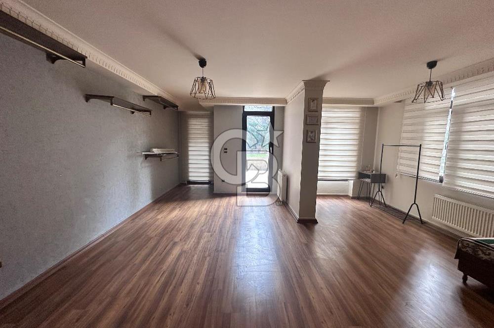 Acıbadem Yaprak sokak 2+1 bahçe katı