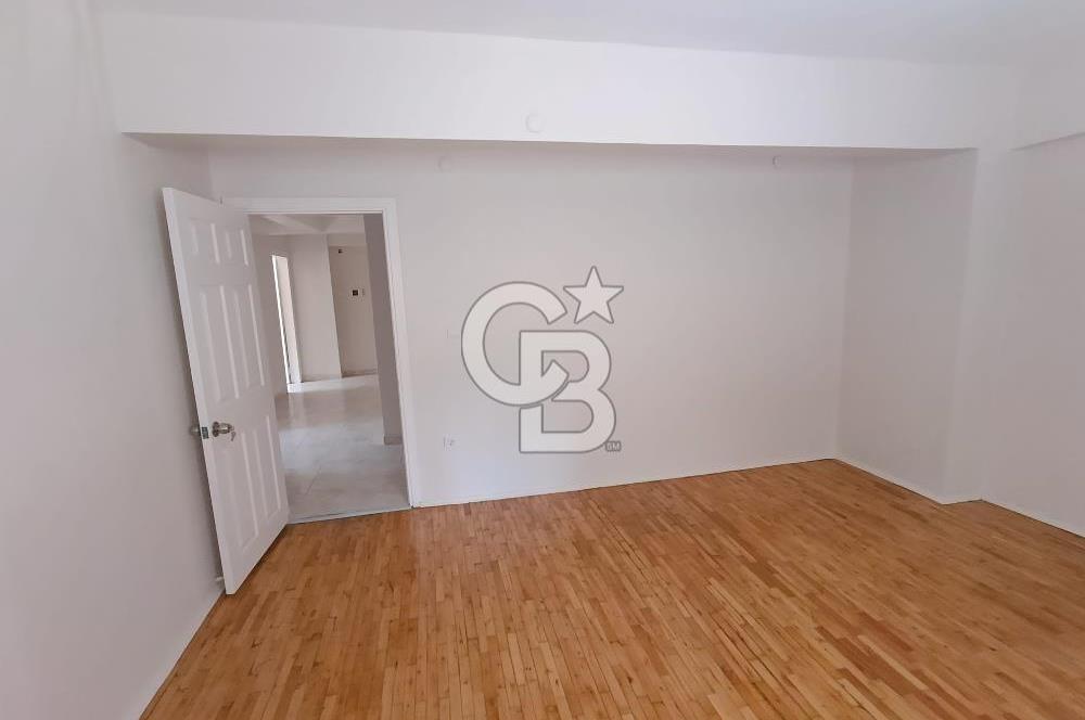 Acıbadem İkbaliye Moralı İbrahim Paşa Satılık Boş 4+1 Daire