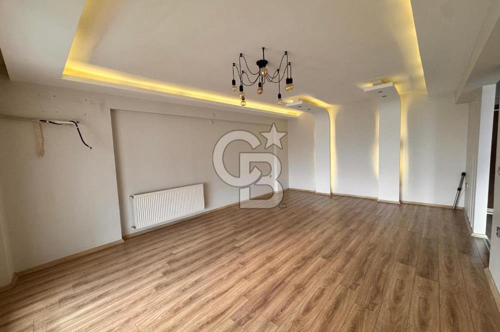 Menemen Taş Konakları Sitesinde Havuz Cepheli Geniş 3+1 Kiralık