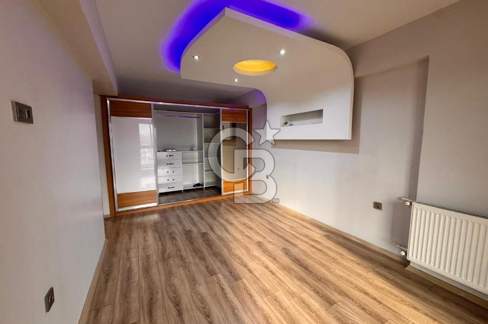 Menemen Taş Konakları Sitesinde Havuz Cepheli Geniş 3+1 Kiralık