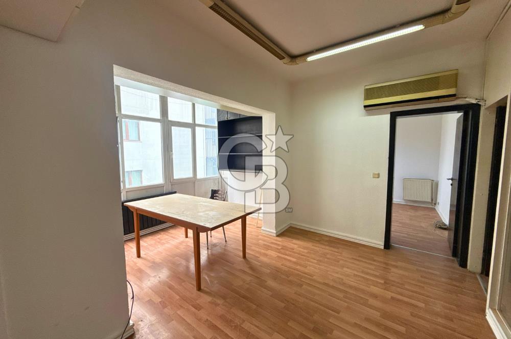KIZILAY MENEKŞE 2 SOK. YAPILI 4+1 BOŞ KİRALIK OFİS