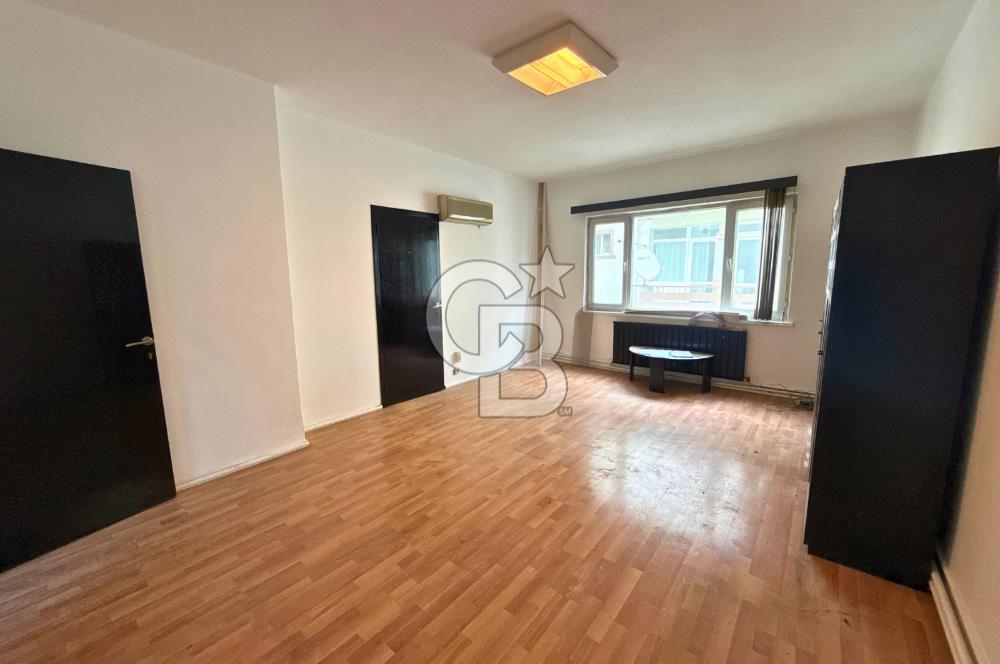 KIZILAY MENEKŞE 2 SOK. YAPILI 4+1 BOŞ KİRALIK OFİS