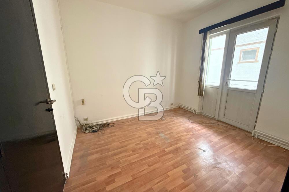 KIZILAY MENEKŞE 2 SOK. YAPILI 4+1 BOŞ KİRALIK OFİS