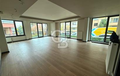 MUSTAFA KEMAL'DE İŞ MERKEZİNDE GİRİŞ KATTA 62 M² KİRALIK OFİS
