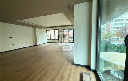 MUSTAFA KEMAL'DE İŞ MERKEZİNDE GİRİŞ KATTA 62 M² KİRALIK OFİS