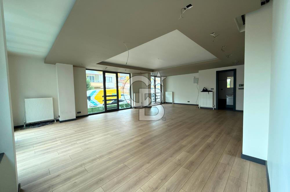 MUSTAFA KEMAL'DE İŞ MERKEZİNDE GİRİŞ KATTA 62 M² KİRALIK OFİS