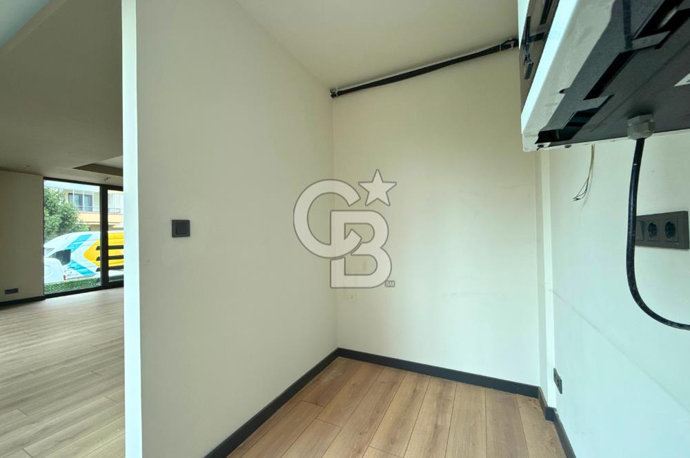 MUSTAFA KEMAL'DE İŞ MERKEZİNDE GİRİŞ KATTA 62 M² KİRALIK OFİS