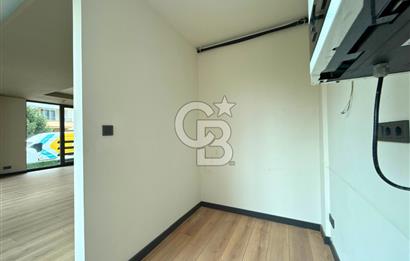 MUSTAFA KEMAL'DE İŞ MERKEZİNDE GİRİŞ KATTA 62 M² KİRALIK OFİS