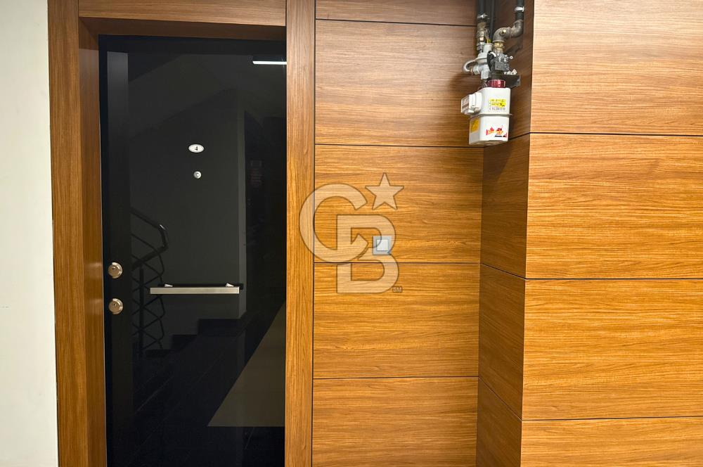 MUSTAFA KEMAL'DE İŞ MERKEZİNDE GİRİŞ KATTA 62 M² KİRALIK OFİS
