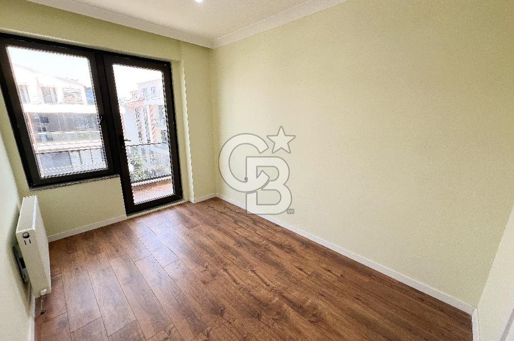 BAŞİSKELE FATİH DENİZ MANZARALI 4+1 GENİŞ KİRALIK ÇATI DUBLEKS