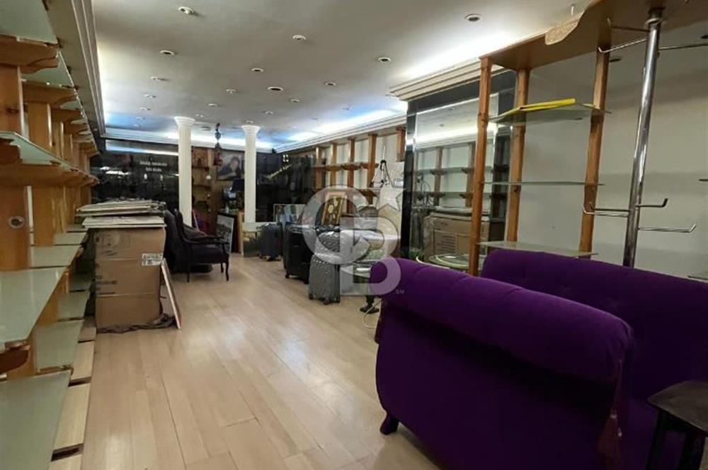 Altıyol Söğütlüçeşme cad. görülen, tabela değeri yüksek dükkan