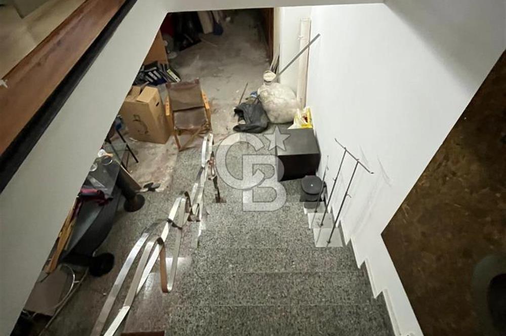 Altıyol Söğütlüçeşme cad. görülen, tabela değeri yüksek dükkan