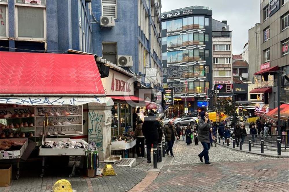 Altıyol Söğütlüçeşme cad. görülen, tabela değeri yüksek dükkan