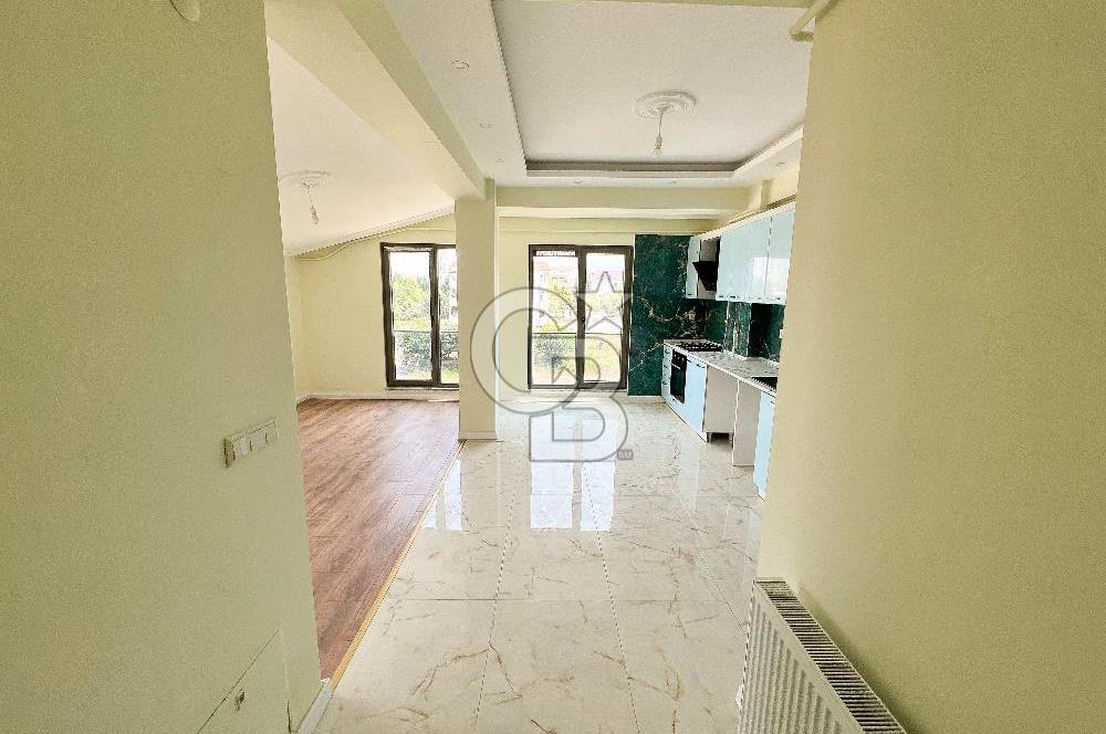 BAŞİSKELE FATİH DENİZ MANZARALI 4+1 GENİŞ KİRALIK ÇATI DUBLEKS