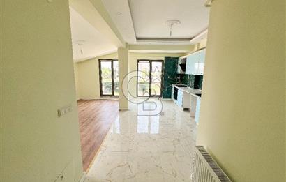 BAŞİSKELE FATİH DENİZ MANZARALI 4+1 GENİŞ KİRALIK ÇATI DUBLEKS