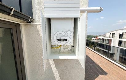 BAŞİSKELE FATİH DENİZ MANZARALI 4+1 GENİŞ KİRALIK ÇATI DUBLEKS