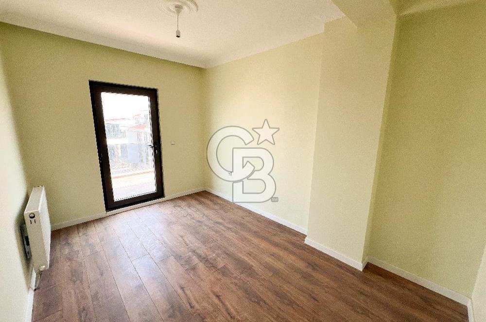 BAŞİSKELE FATİH DENİZ MANZARALI 4+1 GENİŞ KİRALIK ÇATI DUBLEKS