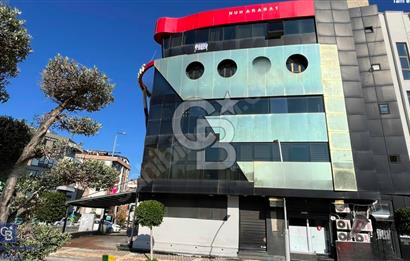 Narlıdere'nin Merkezinde Tabela Değeri Yüksek 150m² Kiralık Ofis