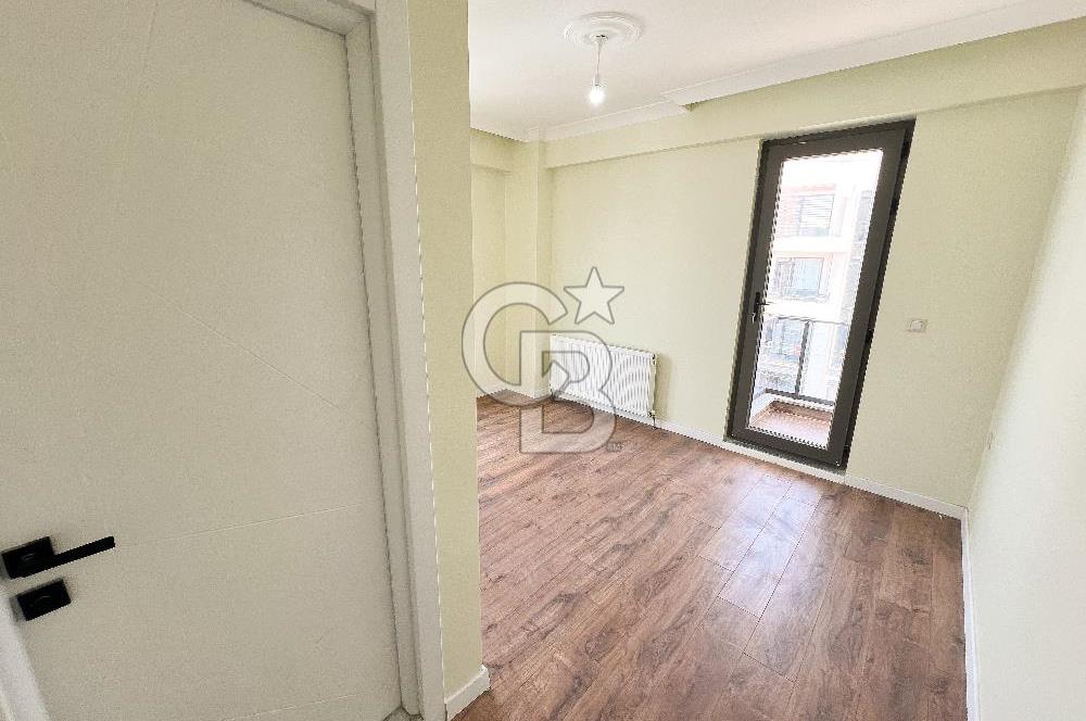 BAŞİSKELE FATİH DENİZ MANZARALI 4+1 GENİŞ KİRALIK ÇATI DUBLEKS