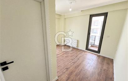 BAŞİSKELE FATİH DENİZ MANZARALI 4+1 GENİŞ KİRALIK ÇATI DUBLEKS