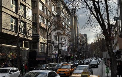Tunalı Hilmi Caddesi'nde Devren Kiralık Mağaza