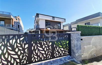 MENDERES COLDWELL BANKER POYRAZ'DAN OTOPARKLI VİLLA