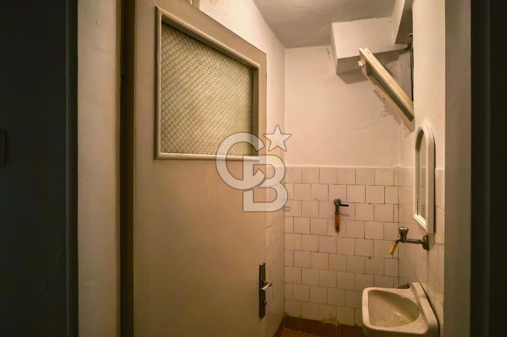 BEŞTEPE' DE FİRMA/OFİS KULLANIMINA UYGUN 4+1 KİRALIK DAİRE