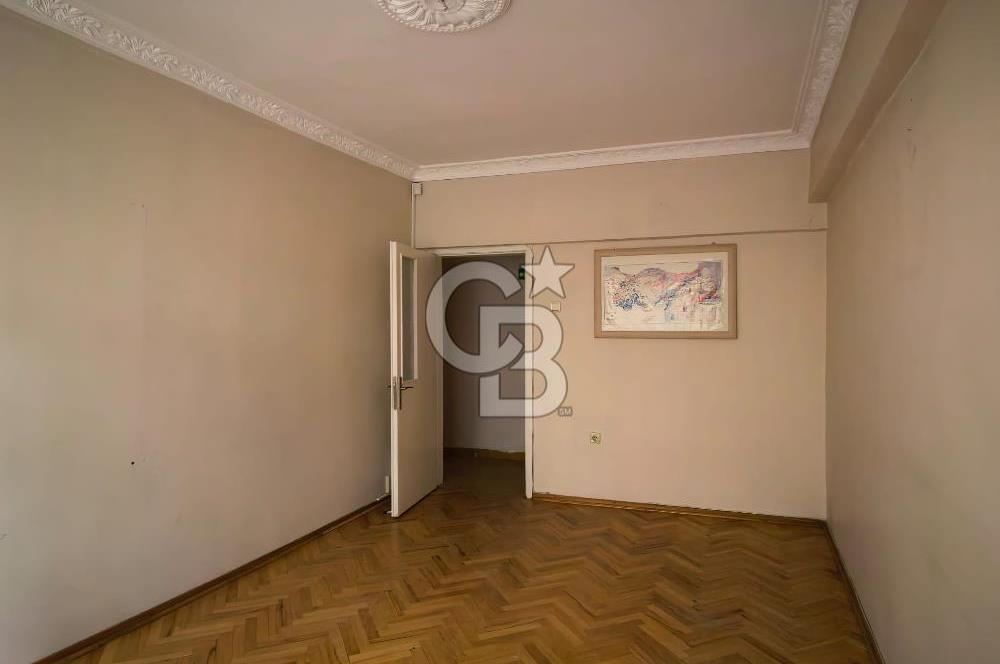 BEŞTEPE' DE FİRMA/OFİS KULLANIMINA UYGUN 4+1 KİRALIK DAİRE