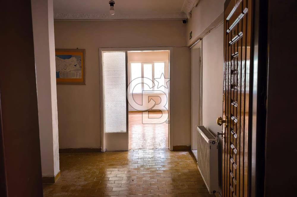 BEŞTEPE' DE FİRMA/OFİS KULLANIMINA UYGUN 4+1 KİRALIK DAİRE