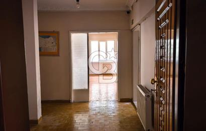 BEŞTEPE' DE FİRMA/OFİS KULLANIMINA UYGUN 4+1 KİRALIK DAİRE