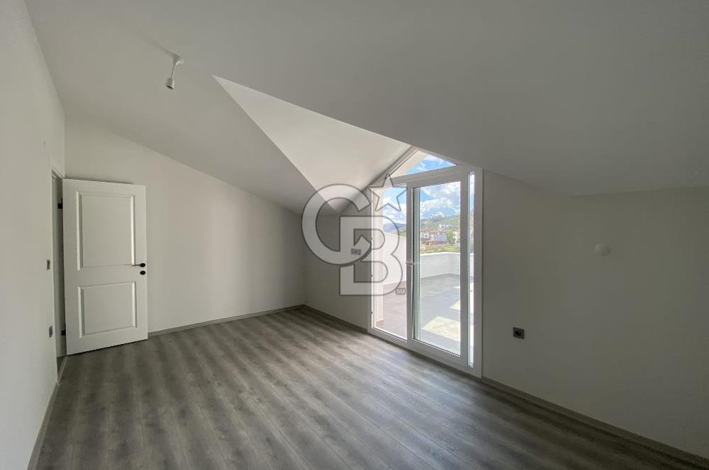 ALTINOLUK'TA DENİZ VE DOĞA MANZARALI SATILIK 3+1 DUBLEKS DAİRE