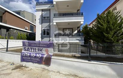 ALTINOLUK'TA DOĞAYLA İÇ İÇE MANZARALI SATILIK 4+1 BAHÇE DUBLEKSİ