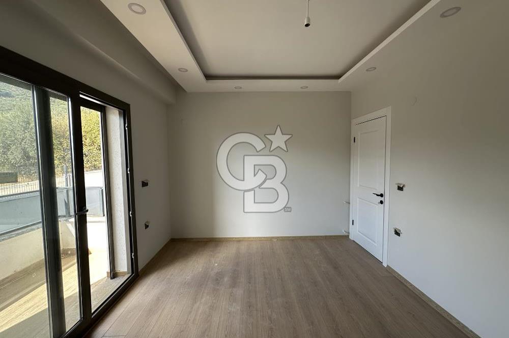 ALTINOLUK'TA DOĞAYLA İÇ İÇE MANZARALI SATILIK 4+1 BAHÇE DUBLEKSİ