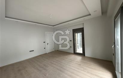 ALTINOLUK'TA DOĞAYLA İÇ İÇE MANZARALI SATILIK 4+1 BAHÇE DUBLEKSİ