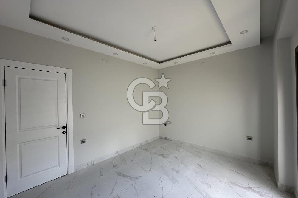 ALTINOLUK'TA DOĞAYLA İÇ İÇE MANZARALI SATILIK 4+1 BAHÇE DUBLEKSİ