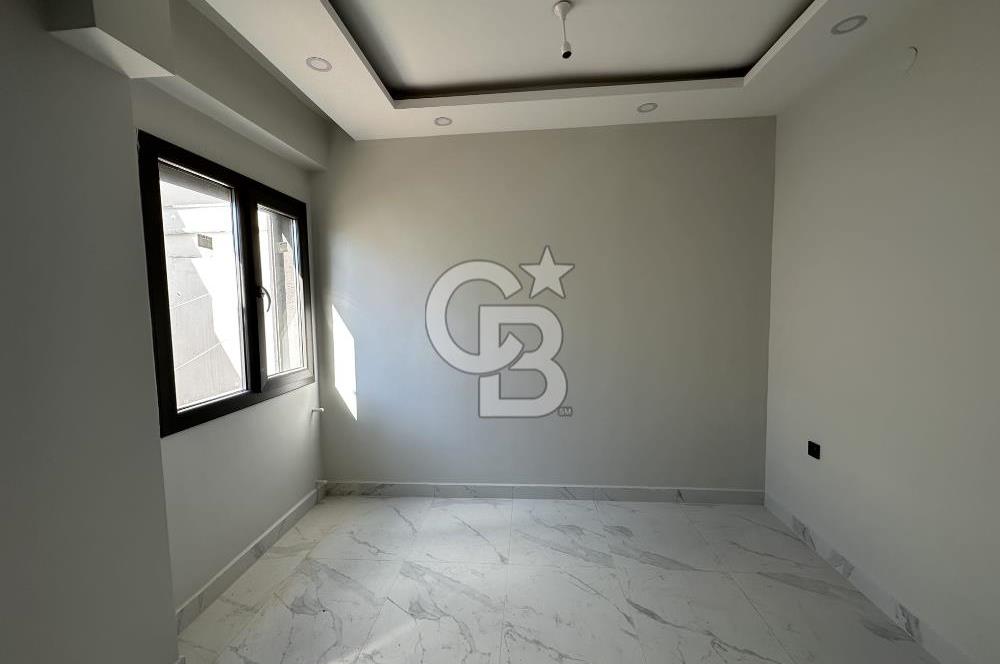 ALTINOLUK'TA DOĞAYLA İÇ İÇE MANZARALI SATILIK 4+1 BAHÇE DUBLEKSİ