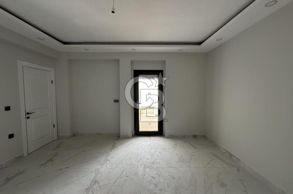 ALTINOLUK'TA DOĞAYLA İÇ İÇE MANZARALI SATILIK 4+1 BAHÇE DUBLEKSİ