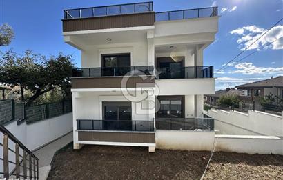 ALTINOLUK'TA DOĞAYLA İÇ İÇE MANZARALI SATILIK 4+1 BAHÇE DUBLEKSİ