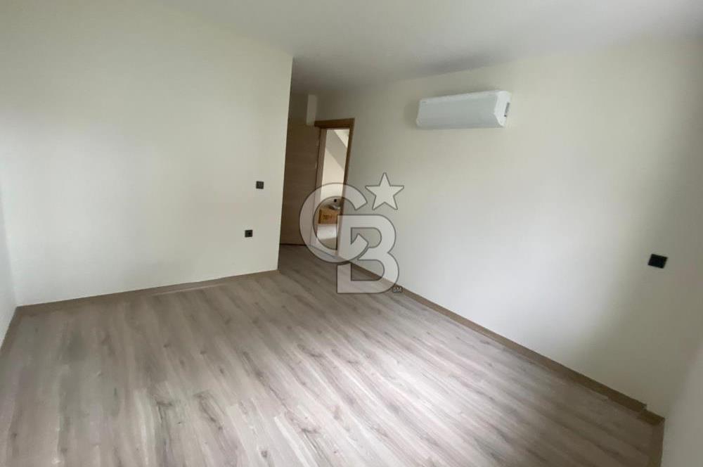 Egenin İncsi Çandarlı da 3+1 Havuzlu Modern Daire