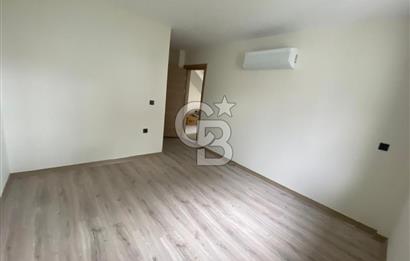 Egenin İncsi Çandarlı da 3+1 Havuzlu Modern Daire