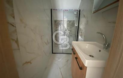 Egenin İncsi Çandarlı da 3+1 Havuzlu Modern Daire