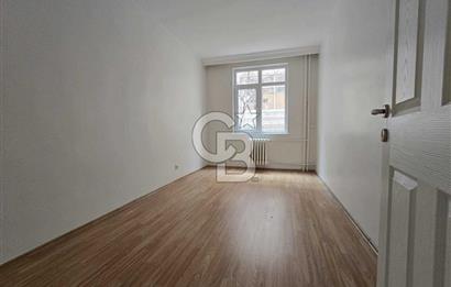 AND SOKAK’ TA OTOPARKLI, ASANSÖRLÜ, MANZARALI, 220 M2 5+1 DAİRE