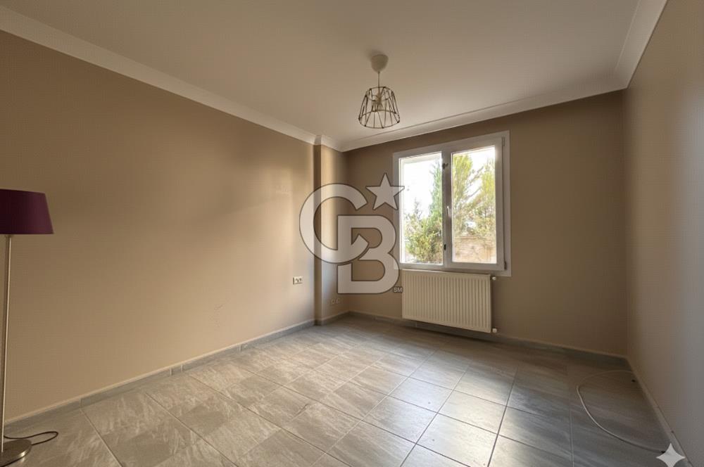 Ayvalık 150 Evler Mahallesin'de Kiralık 3+1 Daire