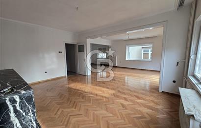 KENEDDY CADDESİNDE ASANSÖRLÜ, OTOPARKLI, 220 M2 4+1 + KİLER