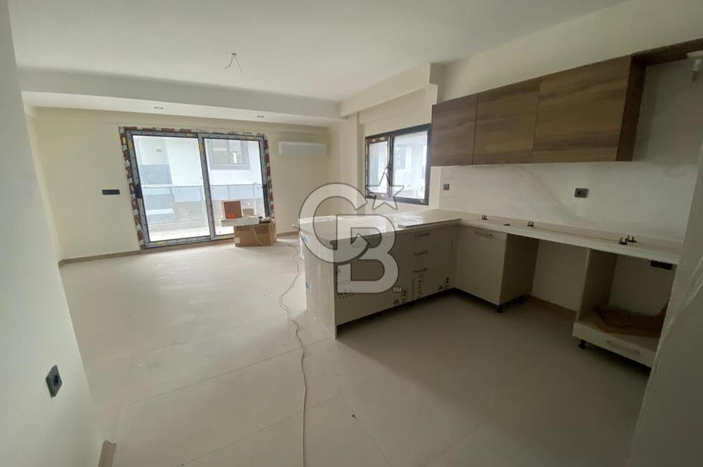 Egenin İncsi Çandarlı da 3+1 Havuzlu Modern Daire